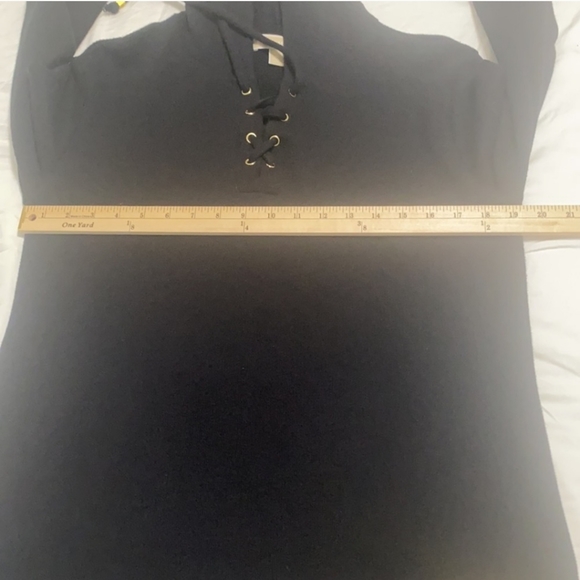 Michael Kors Black Knit Pullover Hoodie Lace up Neckline Women Size M - Picture 9 of 10